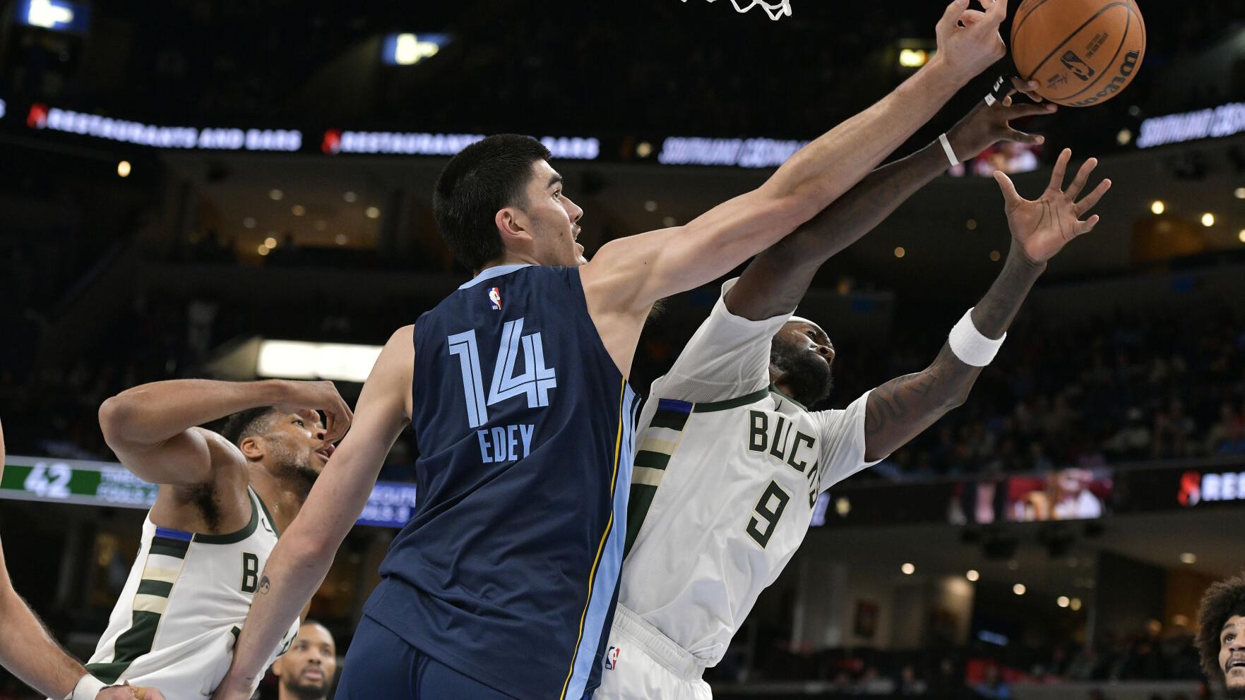 Bucks' losing streak reaches 4 games as Grizzlies star records triple-double